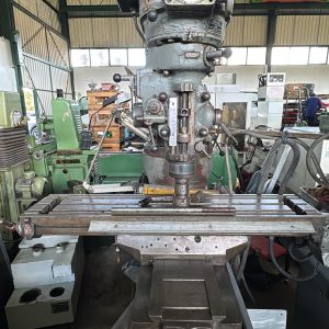 Fresadora vertical Bridgeport