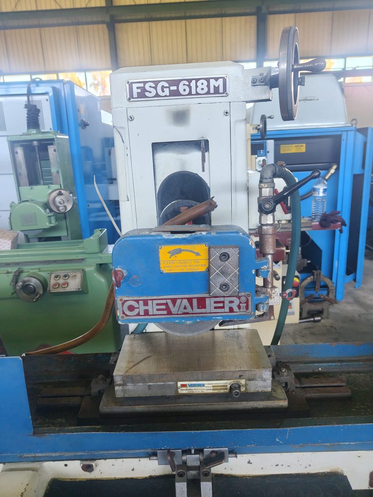 Retificadora plana manual Chevalier