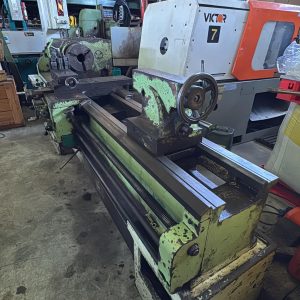 Torno paralelo convencional Cegonheira