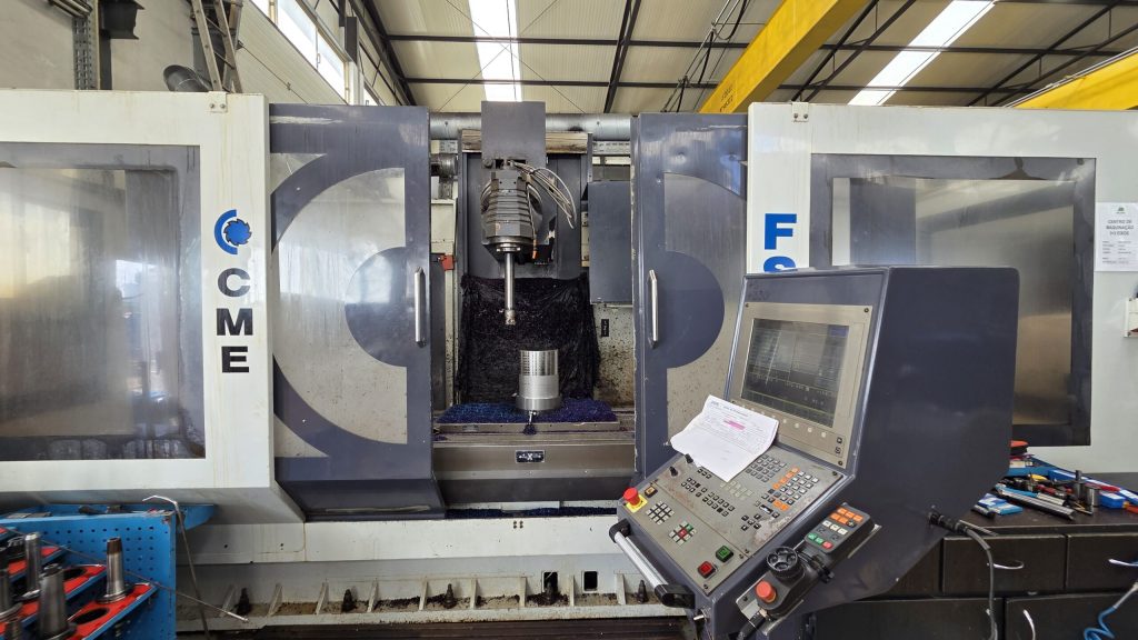 Fresadora CNC CME FS-2 CNC
