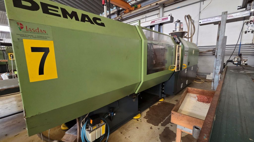 Maquina de injeção Ergotech 330-2300 system