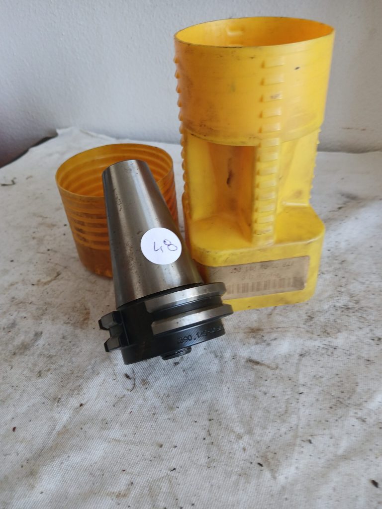 Porta Rocas SK40