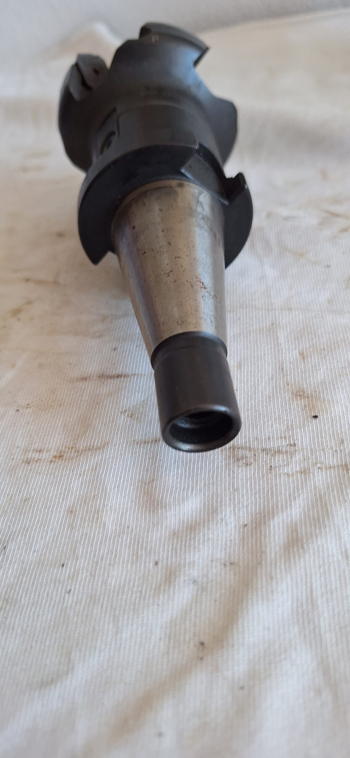 Porta Rocas TaeguTec TFM45SE – 450 -22R12 Para fresadora Ferramenteira
