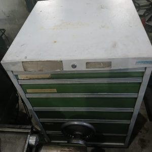 Armário para arrumação com 7 gavetas