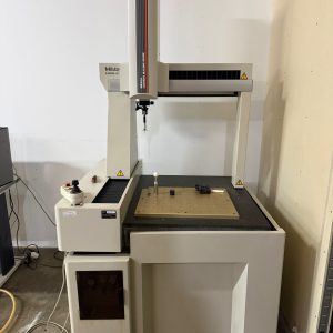 Máquina de medição por coordenadas Mitutoyo